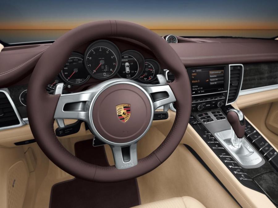  Porsche Panamera V6 2010 года  (фото 4 из 7)